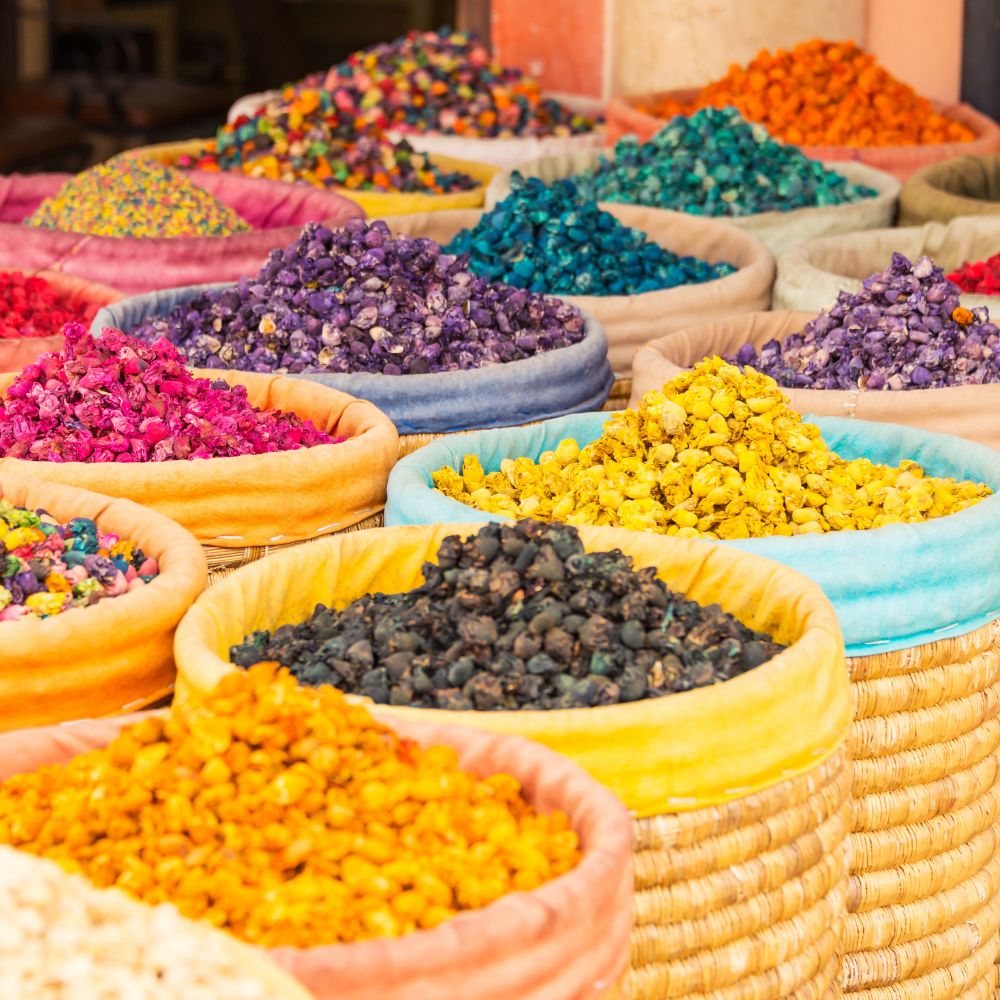 Duftender Spaziergang auf den historischen Gewürzstraßen – Eine Reise für Sinne & Seele